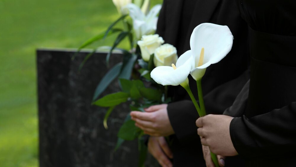 Navigating Funeral Options in Brooklyn, NY: Understanding Traditional Burials and Cremation Services