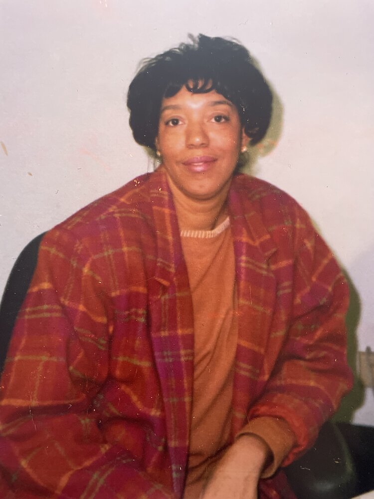 Carolyn Hardy Peters